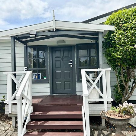 Bycroft Lodge Karaka Exteriör bild