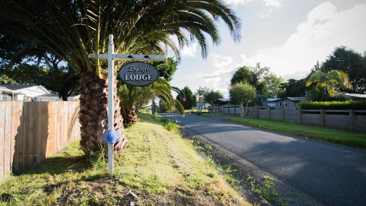 Bycroft Lodge Karaka Exteriör bild